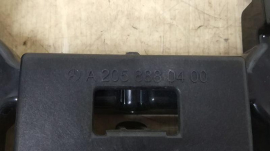 Пластик салона Mercedes-Benz EQC Купить Пластик салона Mercedes-Benz EQC в Магазине