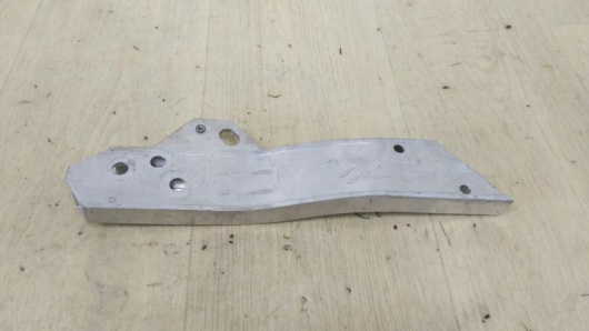 Кронштейн панели правый Mercedes-Benz E213 / W213 Купить Кронштейн панели правый Mercedes-Benz E213 / W213 в Магазине