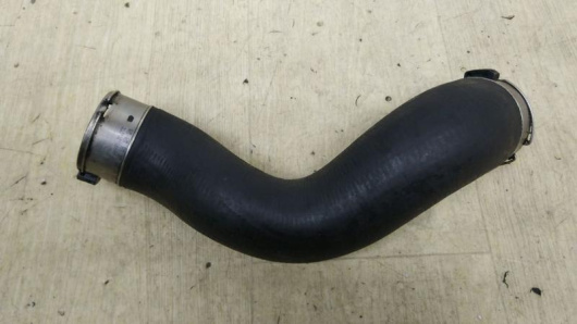 Патрубок интеркулера Mercedes-Benz E212 / W212 для авто Купить в Магазине