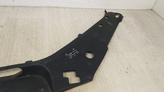 Накладка замка капота Mercedes-Benz Купить Накладка замка капота Mercedes-Benz в Магазине