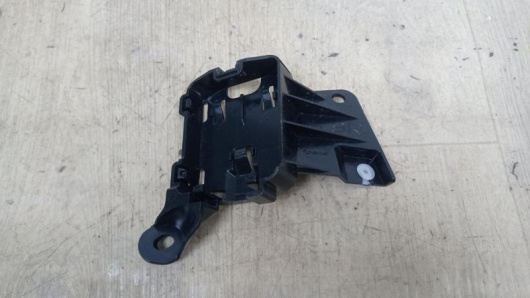 Купить Кронштейн крепления датчика мертвых зон Lexus 8816148020 в Магазине