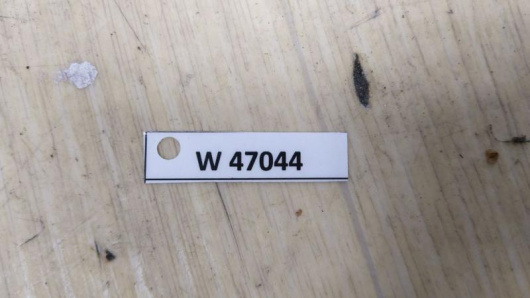 Петля капота левая Mercedes-Benz A1668800028 Купить Петля капота левая Mercedes-Benz A1668800028 в Магазине