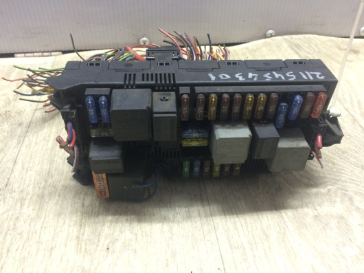 Блок предохранителей передний Mercedes-Benz E211 / W211 Купить в Магазине ssavto