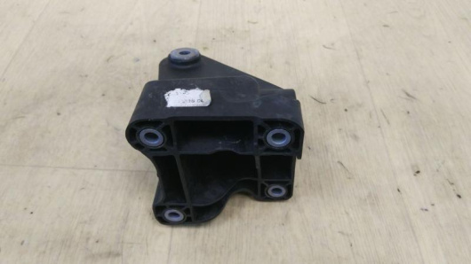 Кронштейн двигателя Mercedes-Benz A6542231100 для авто Купить в Магазине