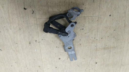 Датчик положения кузова правый Mercedes-Benz A0009053713 Датчик положения кузова правый Mercedes-Benz A0009053713 Купить в Магазине ssavto