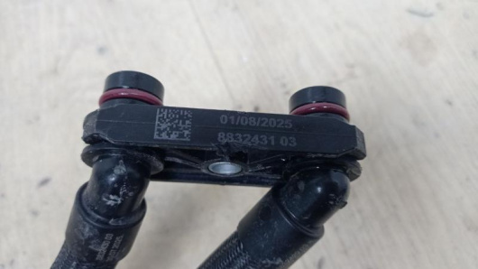 Трубка масляного радиатора BMW 8832431 Трубка масляного радиатора BMW 8832431 для авто Купить в Магазине