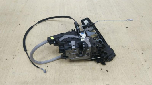 Замок двери передней правой Mercedes-Benz A2220063999 Купить Замок двери передней правой Mercedes-Benz A2220063999 в Магазине