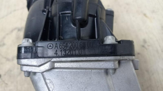 Купить Помпа Mercedes-Benz A6542000600 в Магазине