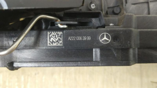 Замок двери передней правой Mercedes-Benz A2220063999 Купить Замок двери передней правой Mercedes-Benz A2220063999 в Магазине