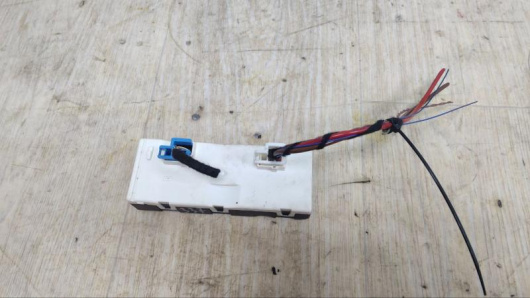 Блок управления крышкой багажника Mercedes-Benz A2139000500 Купить в Магазине ssavto