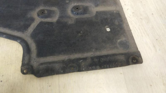 Купить Защита днища справа BMW 74850610 в Магазине