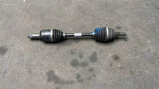 Полуось передняя левая (приводной вал, ШРУС) Mercedes-Benz A1663303300 Полуось передняя левая (приводной вал, ШРУС) Mercedes-Benz A1663303300 для авто купить в Магазине