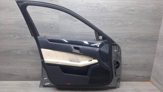 Купить Дверь передняя левая Mercedes-Benz E212 / W212 в Магазине