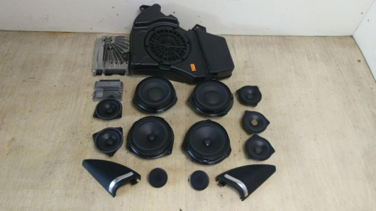 Купить Аудиосистема (комплект) Mercedes-Benz A2929006602 в Магазине