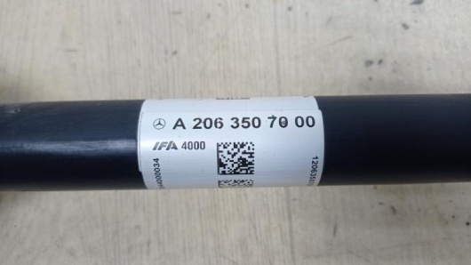 Полуось задняя правая Mercedes-Benz A2063507000 для авто купить в Магазине