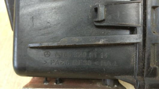 Бачок гидроусилителя Mercedes-Benz A0019892403 Бачок гидроусилителя Mercedes-Benz A0019892403 для авто Купить в Магазине