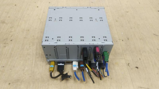 Магнитола Land Rover J9D319C211PD Купить Магнитола Land Rover J9D319C211PD в Магазине