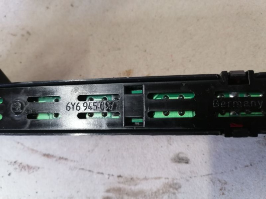 Стоп-сигнал Skoda Fabia I для авто Купить в Магазине