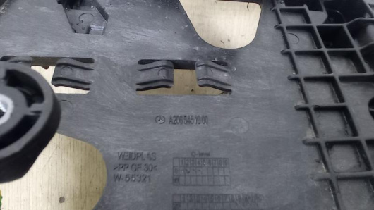 Кронштейн Mercedes-Benz A2065451000 Купить Кронштейн Mercedes-Benz A2065451000 в Магазине